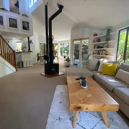2Br Oasis On The North Shore Villa